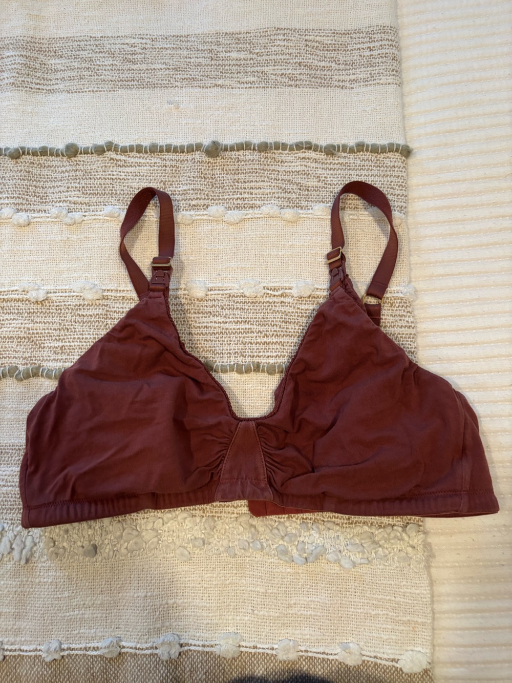 Hatch nursing bra